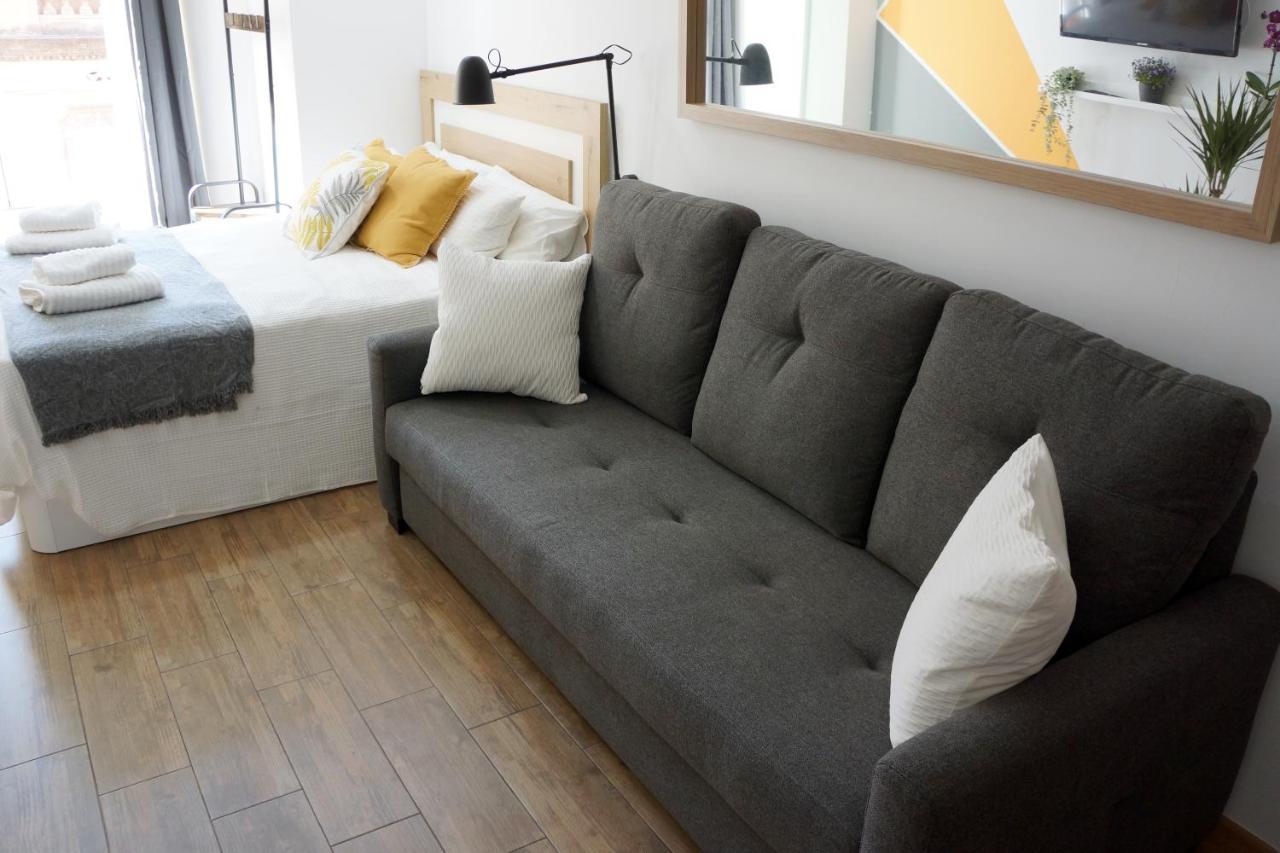Barcelona Cozy Apartment L'Hospitalet de Llobregat Esterno foto