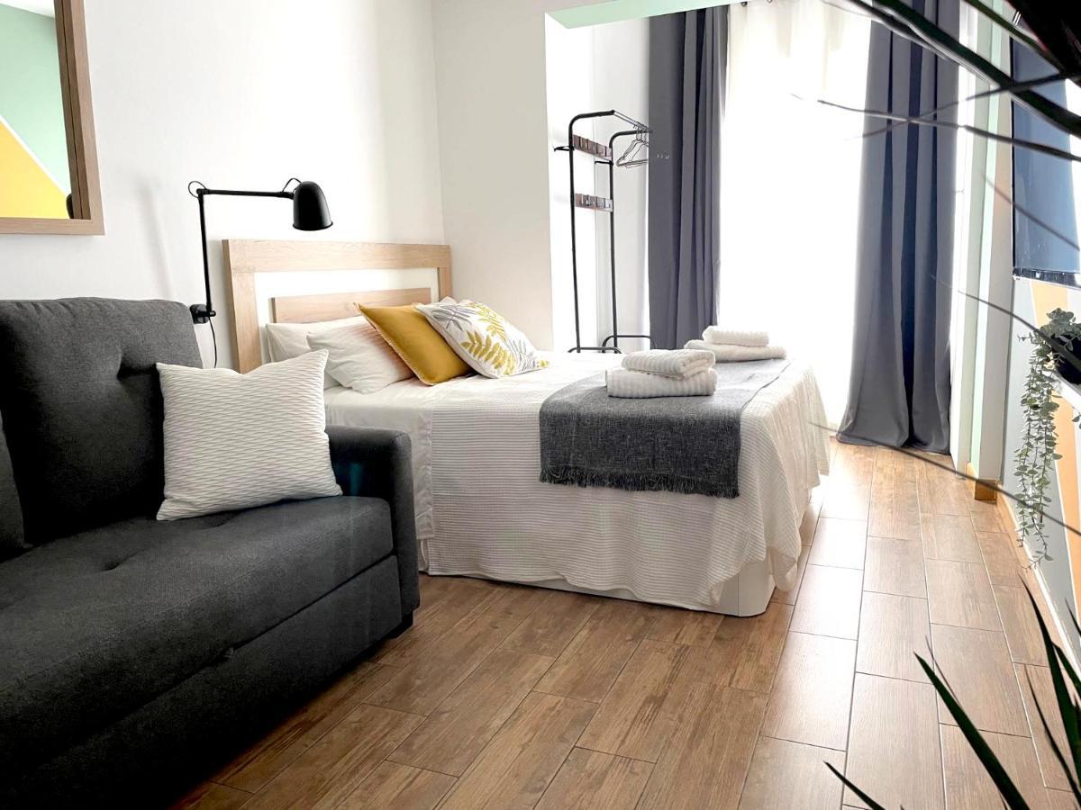 Barcelona Cozy Apartment L'Hospitalet de Llobregat Esterno foto
